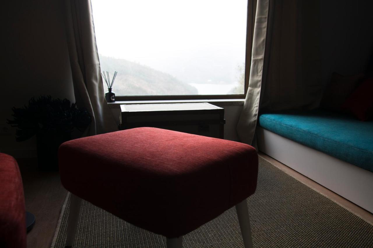 Villa Brown House Geres Zimmer foto